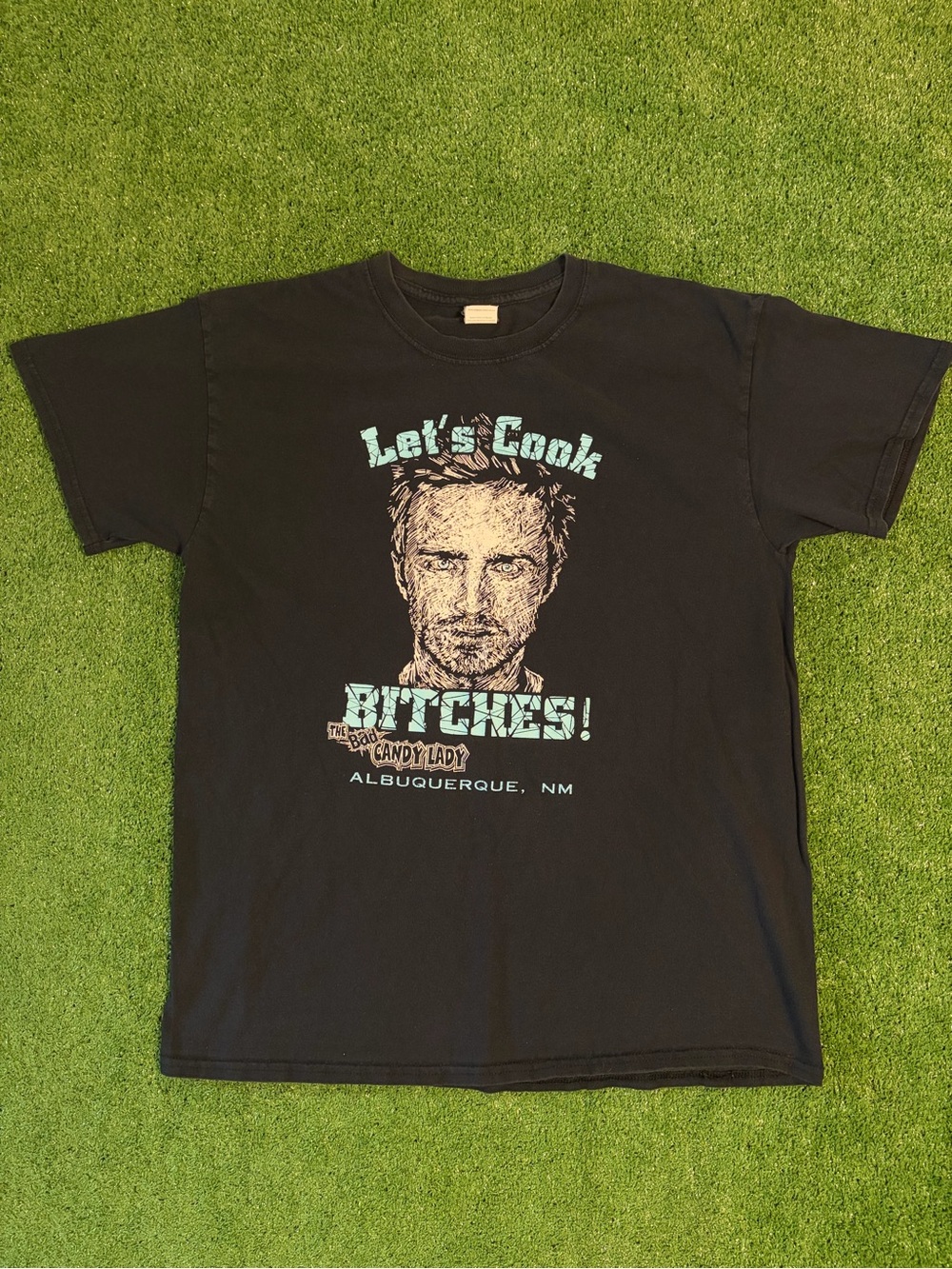 Vintage Breaking Bad Jessie Pinkman “Let’s Cook Bitches” T-Shirt